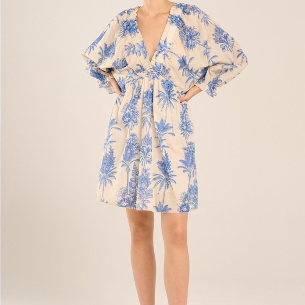 NWT B-YU - Cream & Blue Tropical Palm Trees Dress Size Med - 100% Cotton